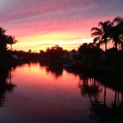 Bunny Muter - Cruise Planners - Nature paints for us  day after day a picture of infinite beauty.