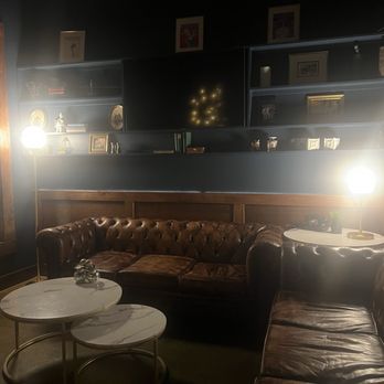 The Peacock - Breakfast & Brunch Near Me - Charleston, South Carolina