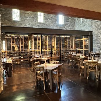 Silver Oak - Oakville - Wineries Near Me - Oakville, California