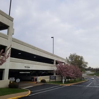 Nicholas Boston, MD - West parking garage - Surgeons Near Me - Chesterfield, Missouri Nicholas Boston, MD - West parking garage - Surgeons Near Me - Chesterfield, Missouri