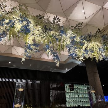 AnQi Bistro - the decor in here was so pretty and made the experience feel very upscale - Asian Fusion Near Me - Costa Mesa, California AnQi Bistro - the decor in here was so pretty and made the experience feel very upscale - Asian Fusion Near Me - Costa Mesa, California