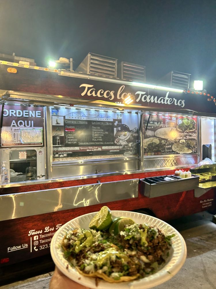 Tacos Los Tomateros
