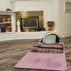 Om Sanctuary - Yoga
