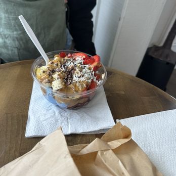 Boochie Kombucha and Wellness Bar - booch please bowl - Juice Bars & Smoothies Near Me - Rockford, Michigan Boochie Kombucha and Wellness Bar - booch please bowl - Juice Bars & Smoothies Near Me - Rockford, Michigan