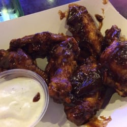 Tack Shed - Spicy BBQ wings , awesome !!!