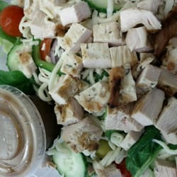 Primo Pizzeria Too - Grilled Chicken Salad