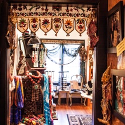 D Forsythe Jewelry - Coronado's Hidden Treasure~Upstairs.