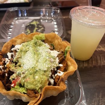 Cinco de Mayo - Taco Salad with lemonade - Caterers Near Me - New York, New York Cinco de Mayo - Taco Salad with lemonade - Caterers Near Me - New York, New York
