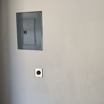 Premo Electric - NEMA14-50 outlet - Electricians Near Me - Spring Valley, California