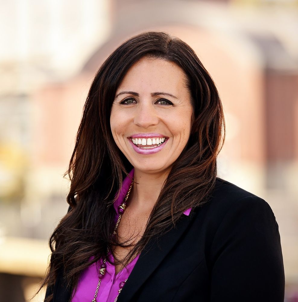 Stacey Swenhaugen - divorce attorney in Lakewood, WA