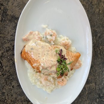 A'Bouzy - Herbed Wild Alaskan Salmon - Champagne Bars Near Me - Houston, Texas