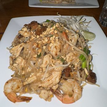 Sea Thai - Pad Thai Noodles - Thai Near Me - Brooklyn, New York Sea Thai - Pad Thai Noodles - Thai Near Me - Brooklyn, New York