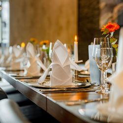 Restaurant musics - Lovely table for an event at restaurant musics