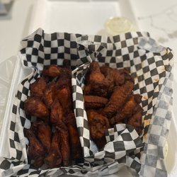 The Kluckin’ Chicken - Reseda