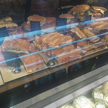 Berkeley Bowl West - Deli dept - Cafes Near Me - Berkeley, California