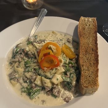 Paradisio - sausage pasta - American Near Me - Redding, California