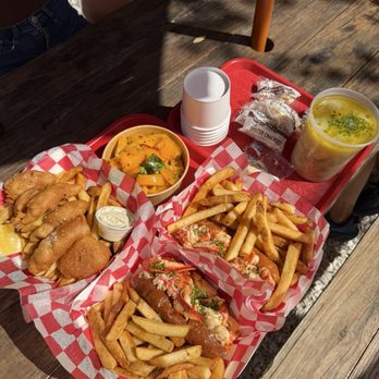 Dune Brothers - New American Near Me - Providence, Rhode Island