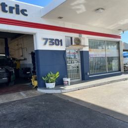 Exterior photo of Galceran Auto Electric - Miami, Florida Exterior photo of Galceran Auto Electric - Miami, Florida