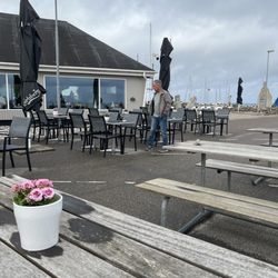 Mommark Marina - Restauranten.