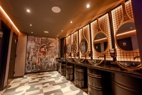 The U bar and grill by null