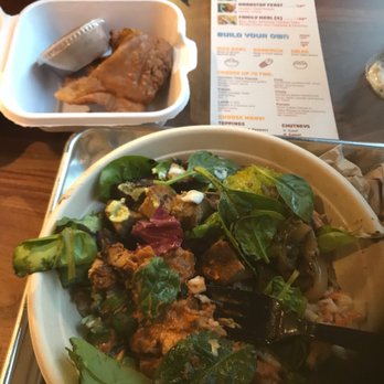 NaanStop - Chicken tikki Salad and a Samosa - Indian Near Me - Atlanta, Georgia NaanStop - Chicken tikki Salad and a Samosa - Indian Near Me - Atlanta, Georgia