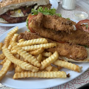 Starlite Diner - Diners Near Me - Daytona Beach, Florida Starlite Diner - Diners Near Me - Daytona Beach, Florida