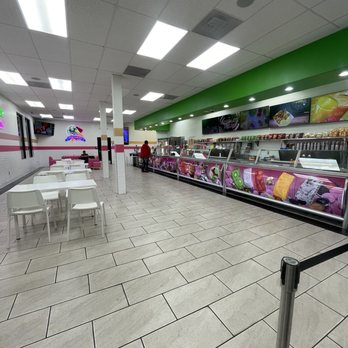 La Michoacana Premium - Upon walking in. - Ice Cream & Frozen Yogurt Near Me - Fresno, California