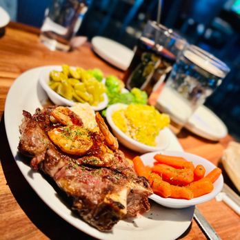 Cheddar's Scratch Kitchen - Bone-In New York Strip Steak - American Near Me - Albuquerque, New Mexico