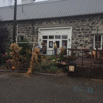 Mountain View Barn - This lava rock barn is one of the oldest structures in Jerome County, Idaho. - Gift Shops Near Me - Jerome, Idaho