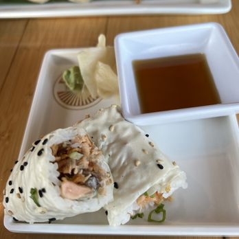 Yakumi - Sushi Bars Near Me - Burbank, California