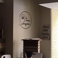 La Nueva Burguesa - La Nueva Burguesa