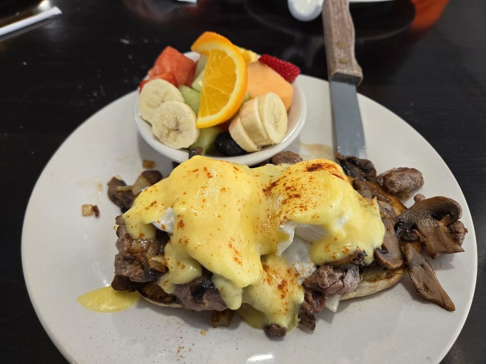 Food from H and F By Hand and Fork