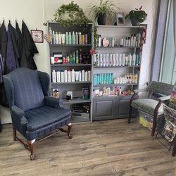 Classic Hair Designs - Waiting area