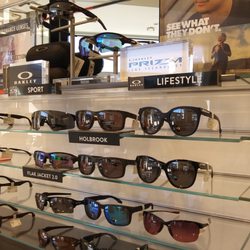 Sunglass Hut