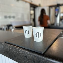 Mundos HQ - Cappuccino