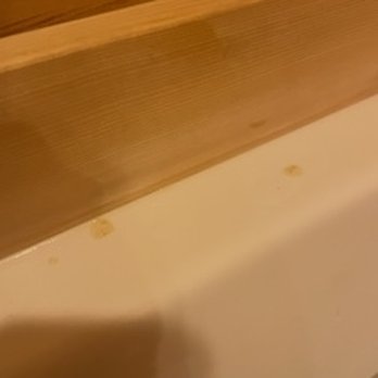 Cabins USA - Sticky yellow stuff on tub - Vacation Rentals Near Me - Sevierville, Tennessee Cabins USA - Sticky yellow stuff on tub - Vacation Rentals Near Me - Sevierville, Tennessee