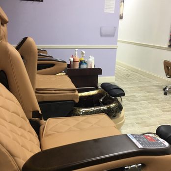 Summit Nails - Nail Technicians Near Me - Cuyahoga Falls, Ohio Summit Nails - Nail Technicians Near Me - Cuyahoga Falls, Ohio