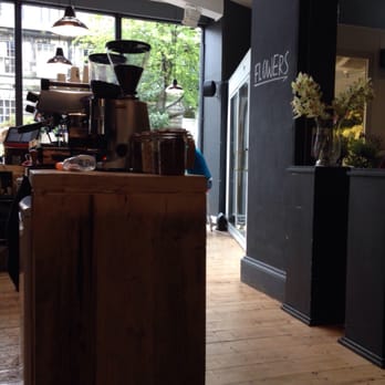 Artisan Roast Stockbridge - Coffee and flowers all in one shop ?! Awesome - Coffee Roasteries Near Me - Edinburgh, EDH Artisan Roast Stockbridge - Coffee and flowers all in one shop ?! Awesome - Coffee Roasteries Near Me - Edinburgh, EDH