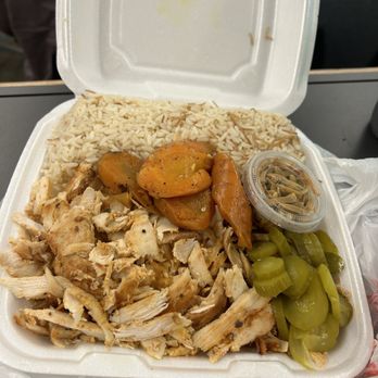 Cedarland Restaurant - Chicken Shawarma Entree Plate - Middle Eastern Near Me - Dearborn, Michigan Cedarland Restaurant - Chicken Shawarma Entree Plate - Middle Eastern Near Me - Dearborn, Michigan