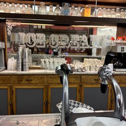 Big Ed's Main Street Soda Grill - Inside