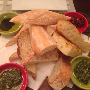 Leonardo's - Bread sampler - Italian Near Me - Rotorua, BOP Leonardo's - Bread sampler - Italian Near Me - Rotorua, BOP