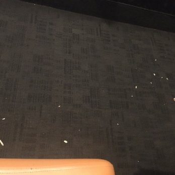 Buffalo Wild Wings - Place wasn't maintained well, gave us a corner desk and the corner was filled with trash... - Chicken Wings Near Me - Pittsburgh, Pennsylvania