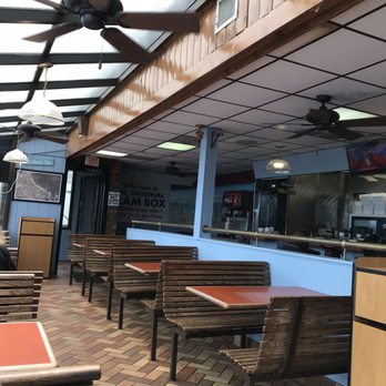 The Clam Box - Indoor seating - Seafood Near Me - Quincy, Massachusetts The Clam Box - Indoor seating - Seafood Near Me - Quincy, Massachusetts