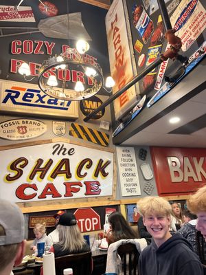 Billy Gail's at Branson Mill by null