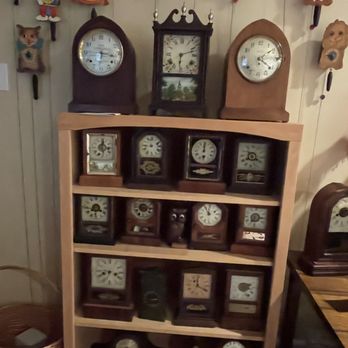 Black Bear Clock Repair - Clock Repair Near Me - Sevierville, Tennessee