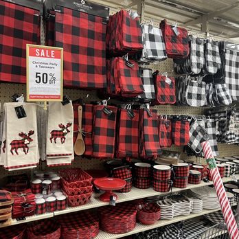 Hobby Lobby - Fabric Stores Near Me - Albuquerque, New Mexico