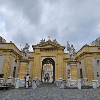 Stift Melk - Entry - Landmarks & Historical Buildings Near Me - Melk, 3