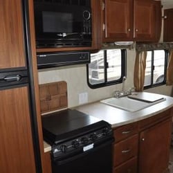 Ryan's RV Town - RV kitchen