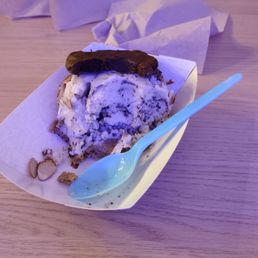 Vegan Chocolate Chip Cookie Sandwich