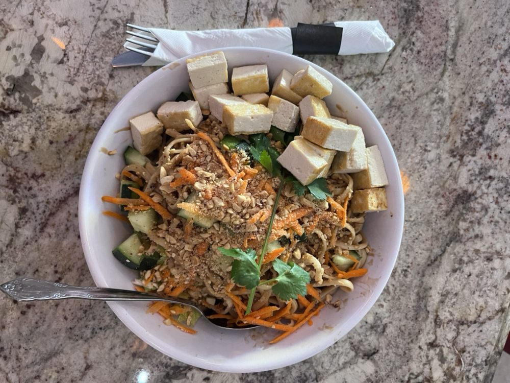 Noelani's Island Grill